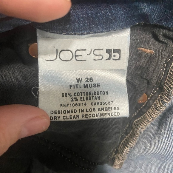 Joes Jeans GUC Muse style in medium wash bootcut mid rise size 26x31 - Picture 4 of 7